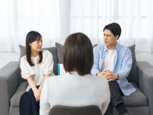 Divorce Mediation, Levy Craig Family Law KC, VS.. Litigation Choosing the Right Path for Your DivorceAdobeStock_1290754443